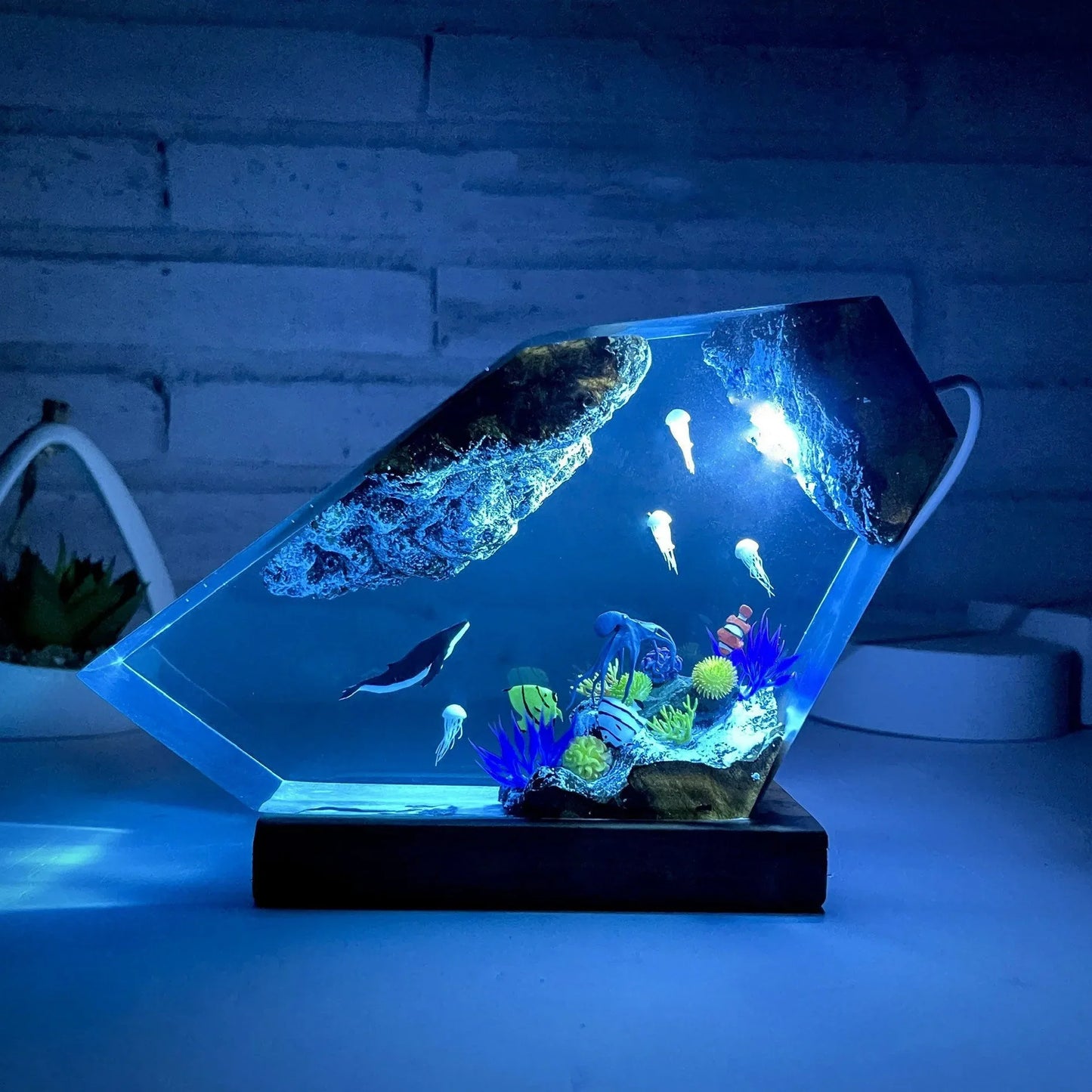 OceanGlow Whale & Jellyfish Lamp