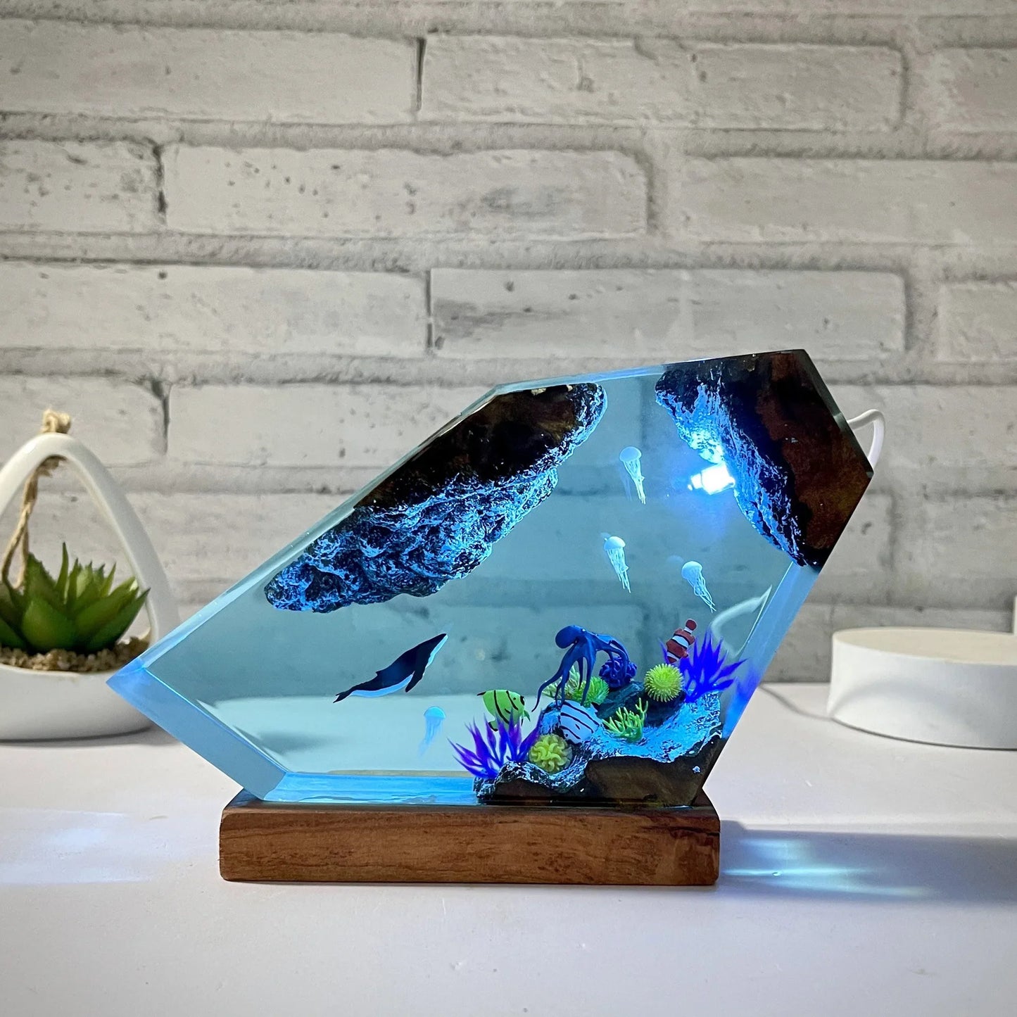 OceanGlow Whale & Jellyfish Lamp